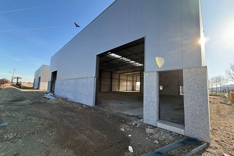 BedrijfsruimteaanPieter Hoebeeweg 4 - 8<br/> inDordrecht