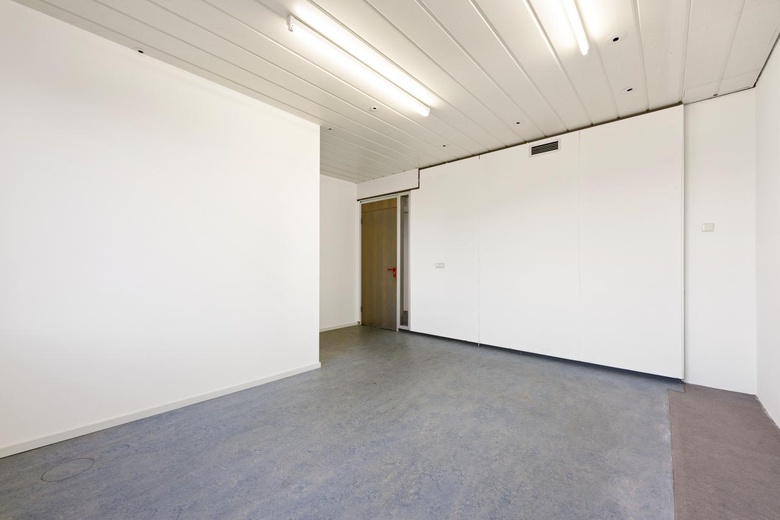 KantoorruimteaanStationsplein 4<br/> inZwijndrecht KantoorruimteaanStationsplein 4<br/> inZwijndrecht