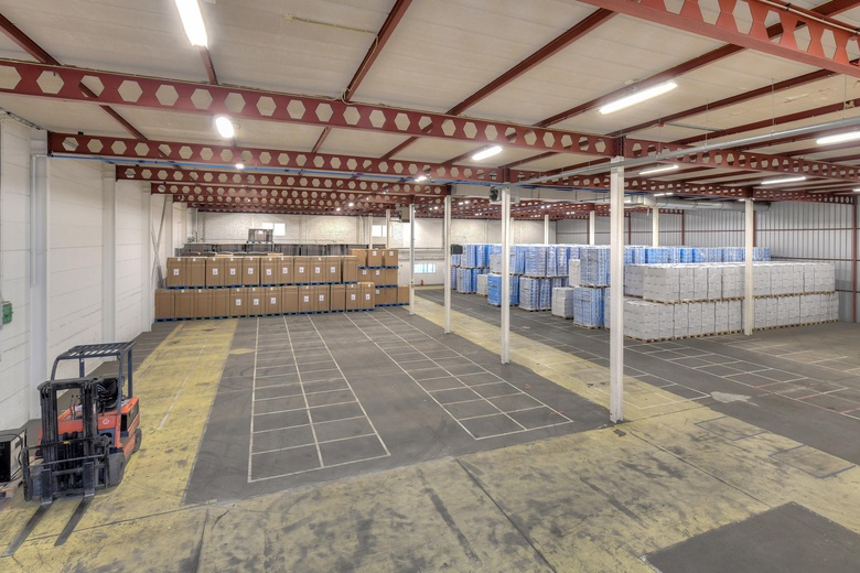 BedrijfsruimteaanFlorijnstraat 16 - 18<br/> inEtten-Leur