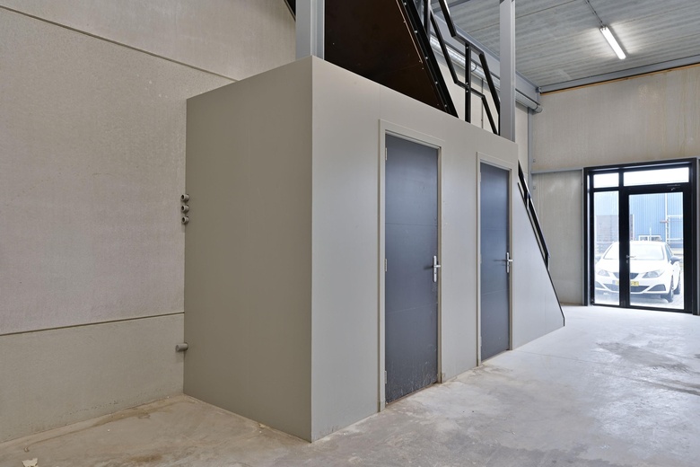 BedrijfsruimteaanNijverheidsstraat 25 b<br/> inNijkerk