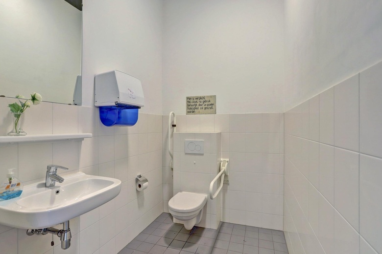 WinkelruimteaanMeddosestraat 40<br/> inWinterswijk WinkelruimteaanMeddosestraat 40<br/> inWinterswijk