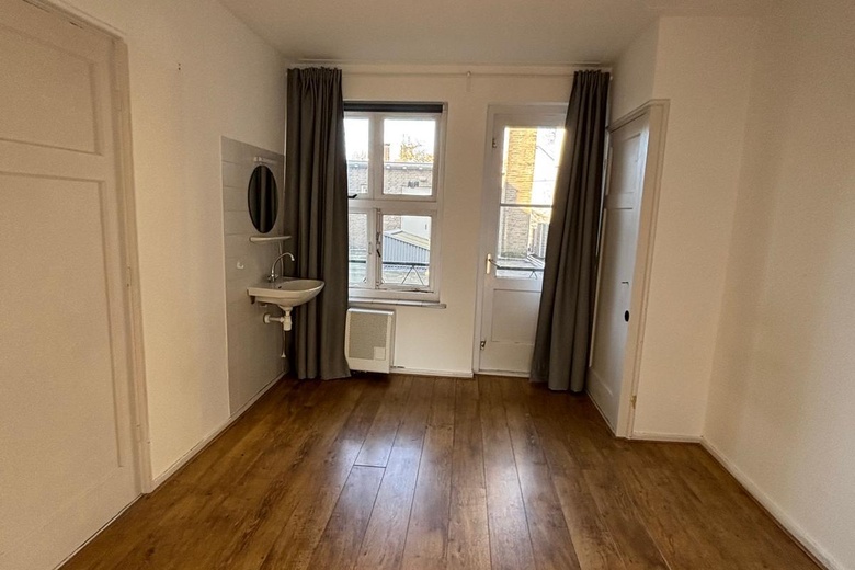 WinkelruimteaanBakkerstraat 53<br/> inArnhem WinkelruimteaanBakkerstraat 53<br/> inArnhem