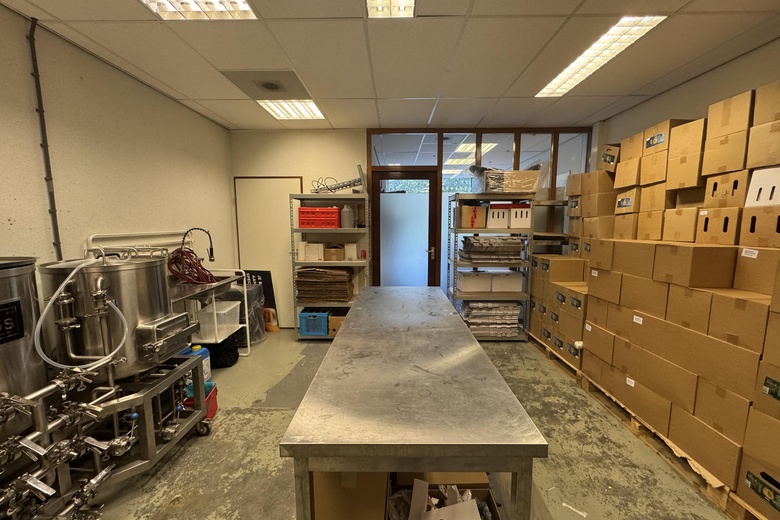 BedrijfsruimteaanBraspenning 27<br/> inZaandam