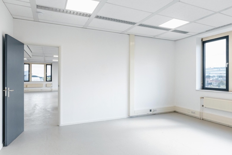 KantoorruimteaanHanzeplein 11 - 27 (unit 4.01/4.10) 0 ong<br/> inZwolle