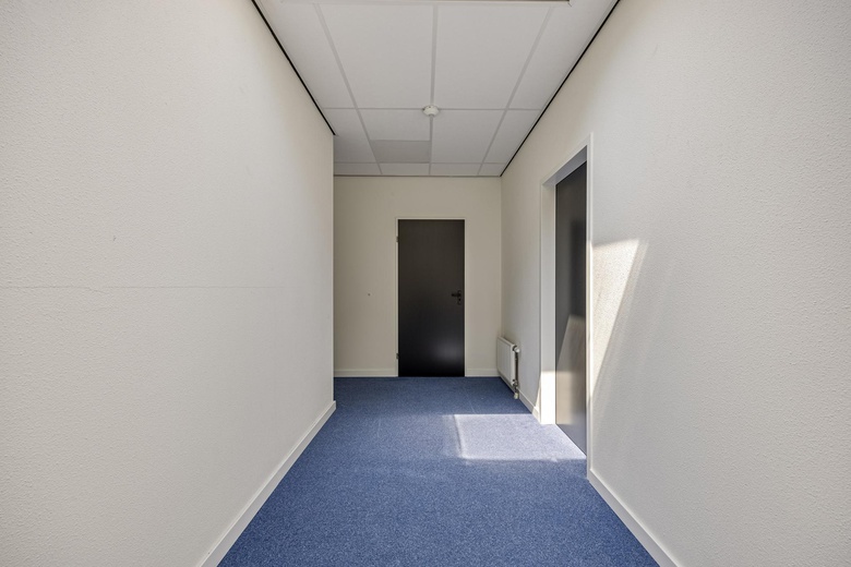 KantoorruimteaanVenenweg 18<br/> inZwanenburg KantoorruimteaanVenenweg 18<br/> inZwanenburg