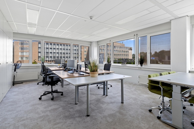 KantoorruimteaanCurieweg 5<br/> inSpijkenisse KantoorruimteaanCurieweg 5<br/> inSpijkenisse