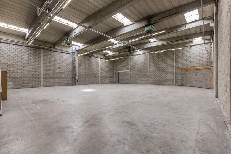 BedrijfsruimteaanZonnebaan 25 - 27<br/> inUtrecht