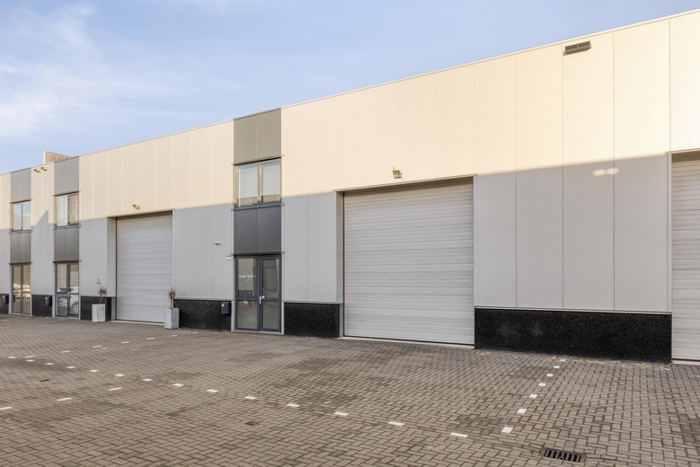 BedrijfsruimteaanSnelliusweg 49<br/> inTholen