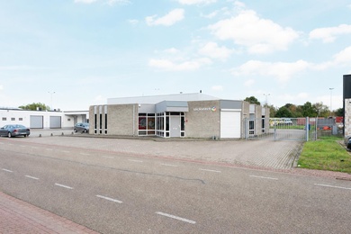 Bedrijfsruimte te koop Born - Heirweg 8