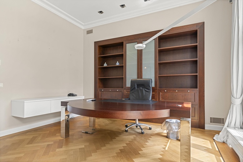 KantoorruimteaanStationsweg 2<br/> inOosterbeek KantoorruimteaanStationsweg 2<br/> inOosterbeek