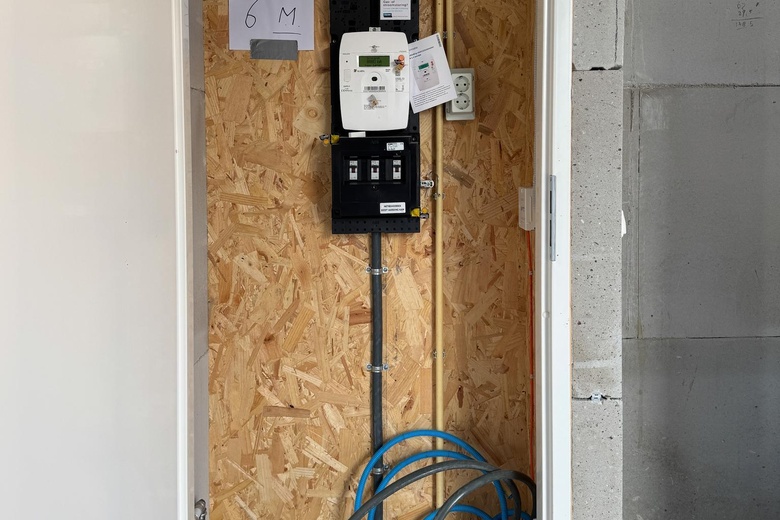 BedrijfsruimteaanNijverheidslaan 6 M<br/> inWeesp