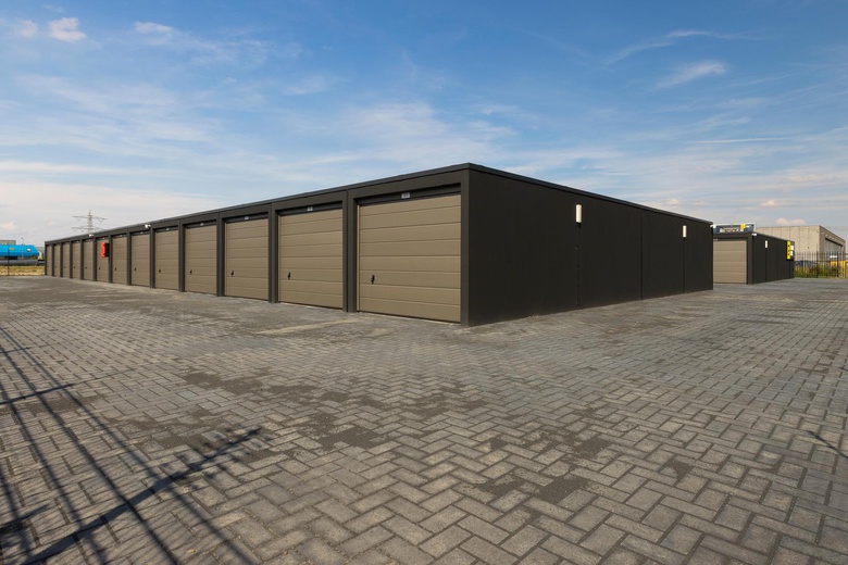 BedrijfsruimteaanGaragepark Venray 0 ong<br/> inOostrum