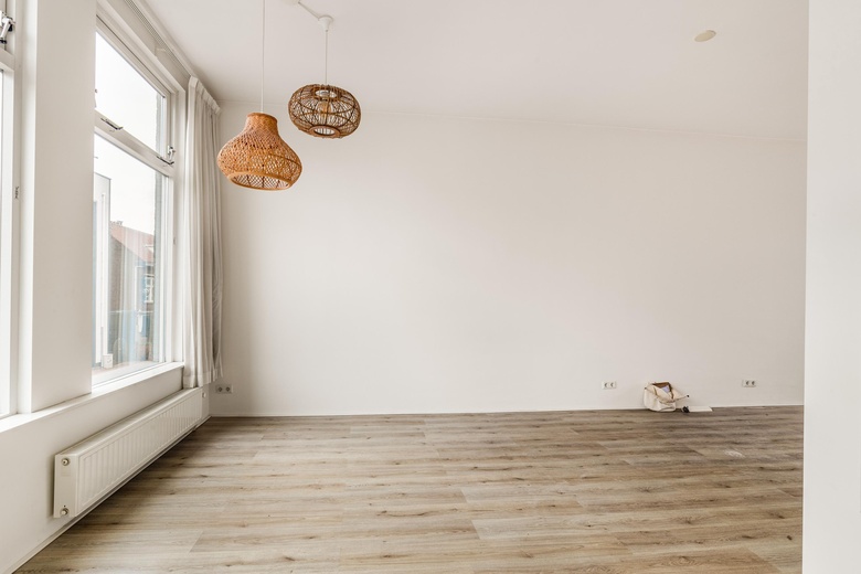 WinkelruimteaanZeestraat 44<br/> inBeverwijk WinkelruimteaanZeestraat 44<br/> inBeverwijk