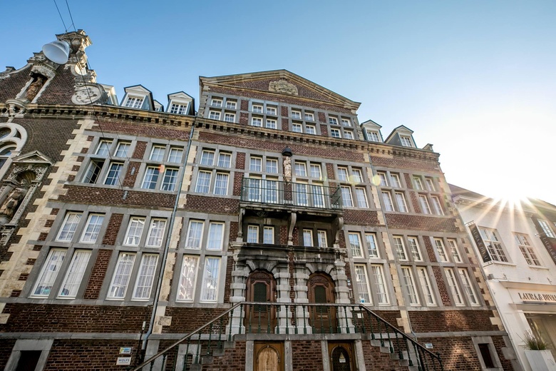 Bekijk foto 1 van Neerstraat 33