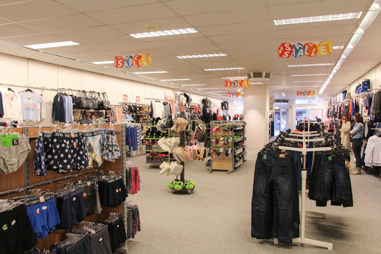WinkelruimteaanGrietsestraat 14<br/> inZevenaar WinkelruimteaanGrietsestraat 14<br/> inZevenaar