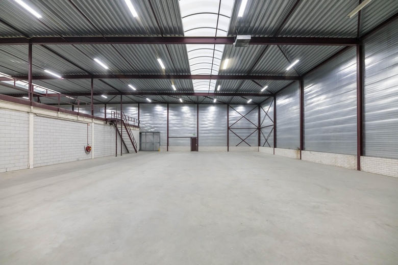 BedrijfsruimteaanVan Nassauweg 11<br/> inKrimpen aan den IJssel BedrijfsruimteaanVan Nassauweg 11<br/> inKrimpen aan den IJssel