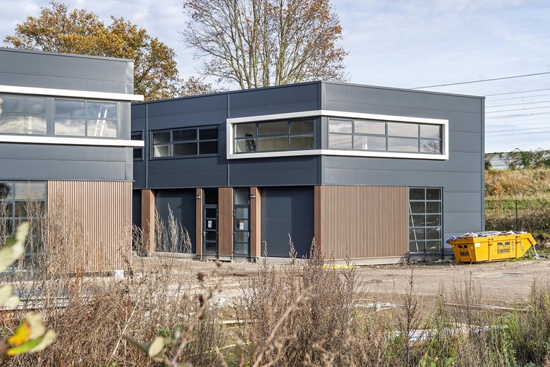 BedrijfsruimteaanAngstelkade 2 F<br/> inNieuwersluis