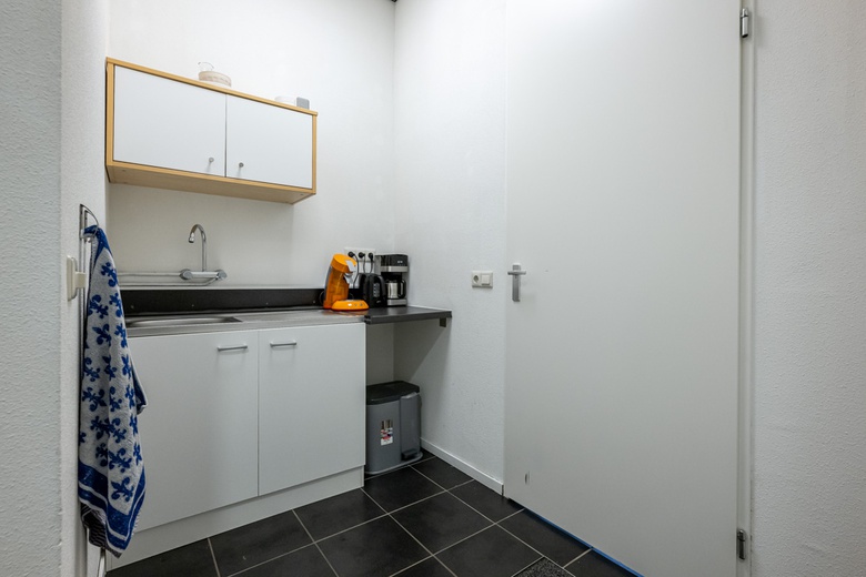 WinkelruimteaanOranjeplein 12<br/> inStellendam WinkelruimteaanOranjeplein 12<br/> inStellendam
