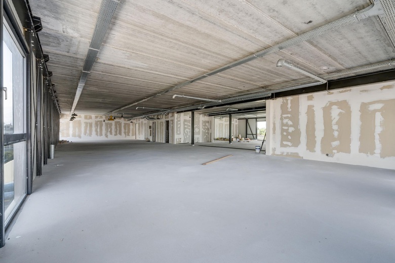 BedrijfsruimteaanParallelweg 208<br/> inWeert BedrijfsruimteaanParallelweg 208<br/> inWeert