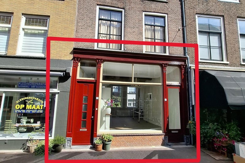 WinkelruimteaanVoorstraat 419<br/> inDordrecht WinkelruimteaanVoorstraat 419<br/> inDordrecht
