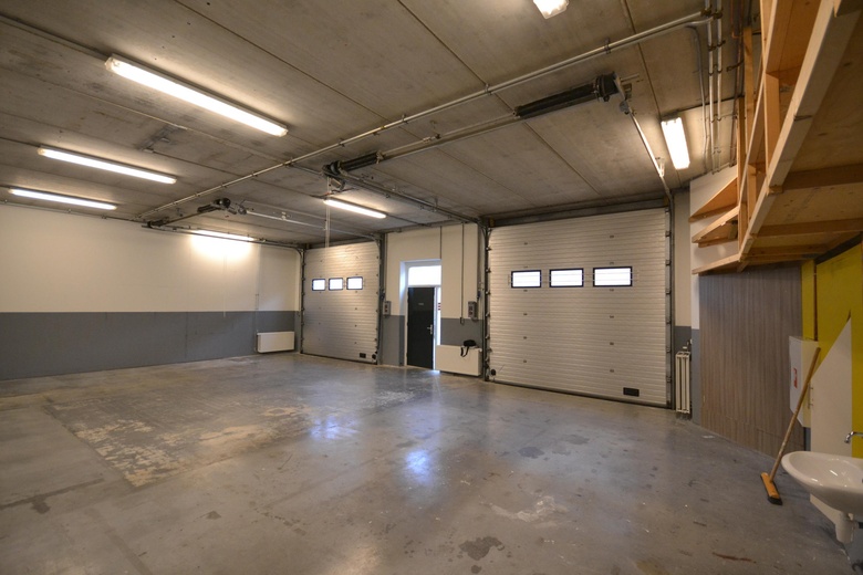 BedrijfsruimteaanParallelweg 9 - 10<br/> inVolendam