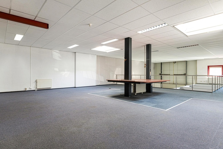 BedrijfsruimteaanEuromarkt 129<br/> inAlphen aan den Rijn