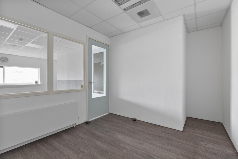 BedrijfsruimteaanGerrit Bolkade 64 f<br/> inZaandam