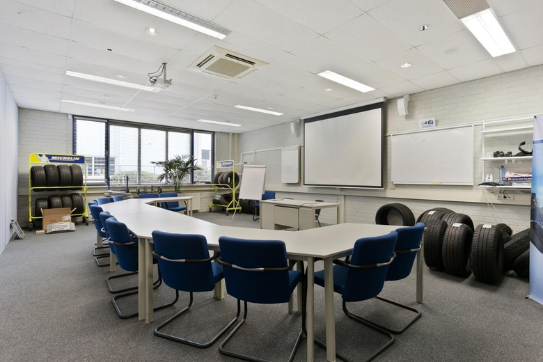 KantoorruimteaanThomas Edisonweg 48<br/> inDrunen