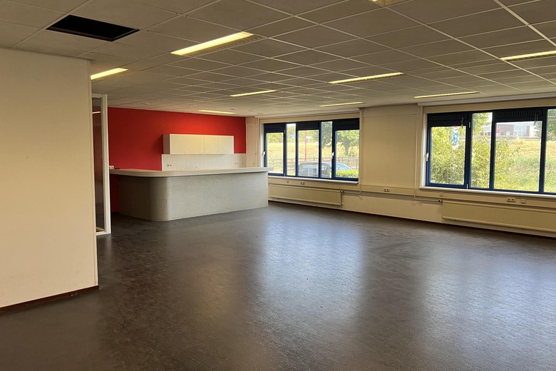 KantoorruimteaanKoraalrood 25<br/> inZoetermeer