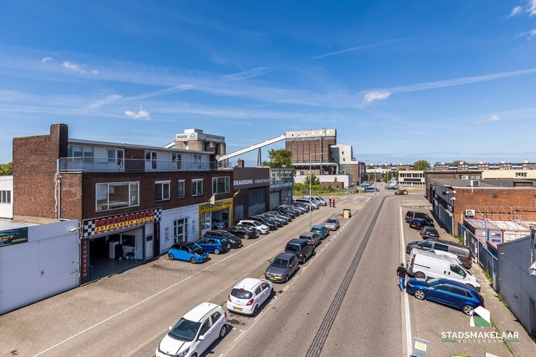 KantoorruimteaanNieuw-Mathenesserstraat 32 B<br/> inSchiedam