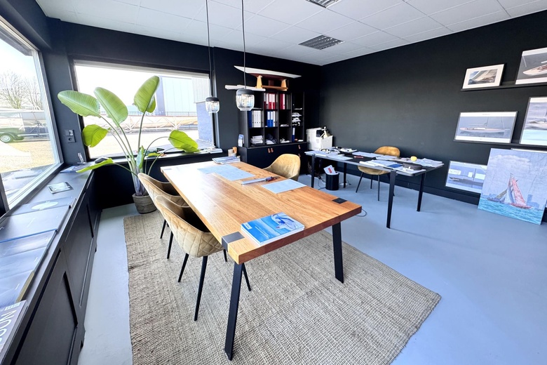 BedrijfsruimteaanSchimminck 15<br/> inZaltbommel BedrijfsruimteaanSchimminck 15<br/> inZaltbommel