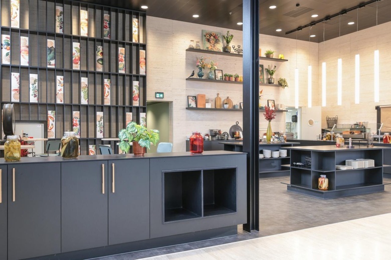 KantoorruimteaanMarconistraat 16<br/> inRotterdam