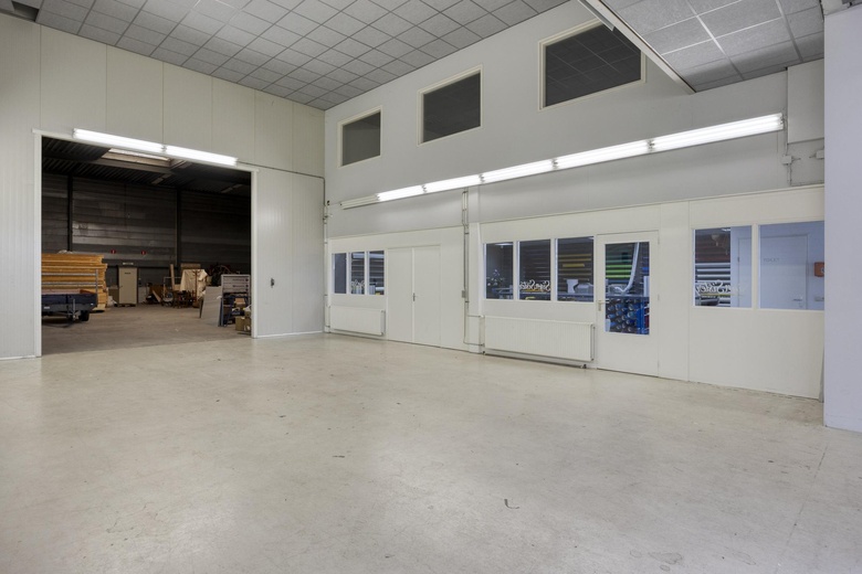 BedrijfsruimteaanTinus van der Sijdestraat 7<br/> inSprang