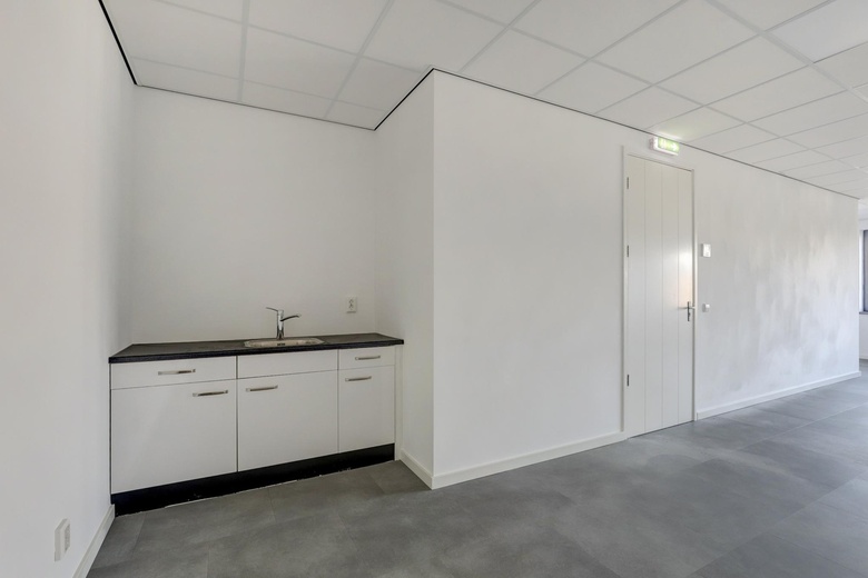 BedrijfsruimteaanGoudsmid 64<br/> inTer Aar