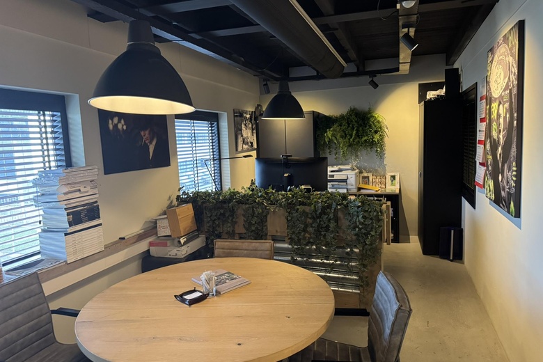 BedrijfsruimteaanKompasstraat 24<br/> inCapelle aan den IJssel