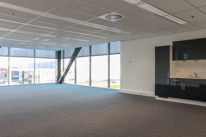 KantoorruimteaanDistributieweg 13<br/> inWaddinxveen