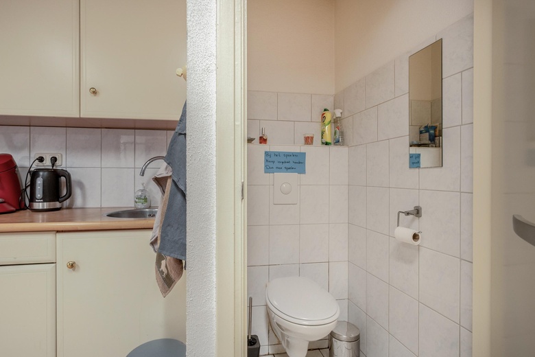 WinkelruimteaanSint Maartenstraat 51<br/> inLosser