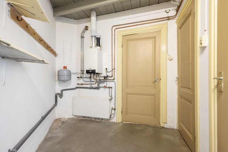 WinkelruimteaanLiesbosstraat 25<br/> inBreda WinkelruimteaanLiesbosstraat 25<br/> inBreda
