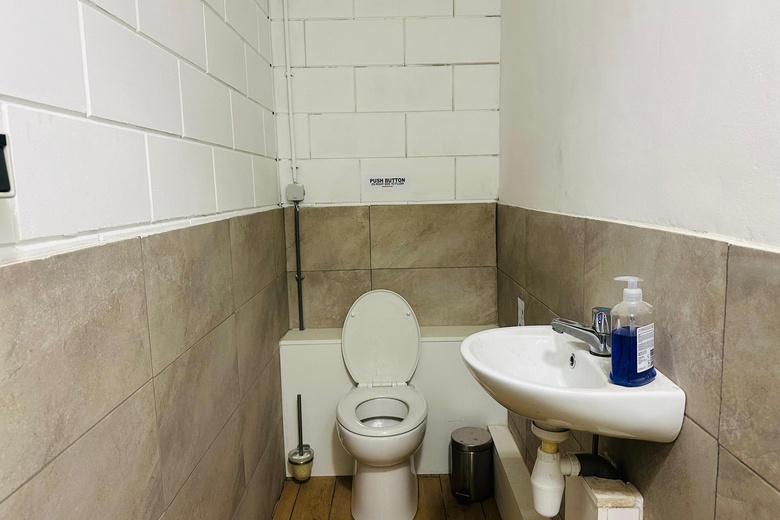 BedrijfsruimteaanLovensekanaaldijk 47 06<br/> inTilburg