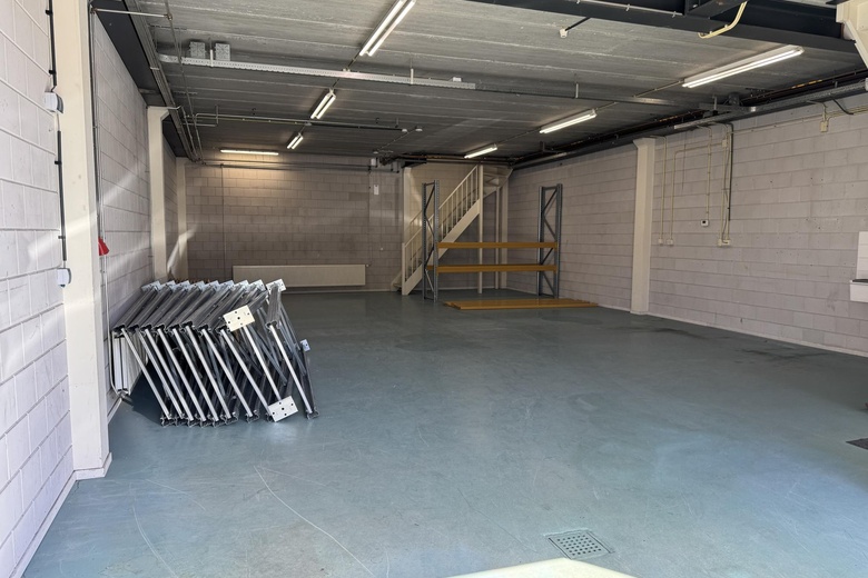 BedrijfsruimteaanWeteringpad 58<br/> inSoest BedrijfsruimteaanWeteringpad 58<br/> inSoest