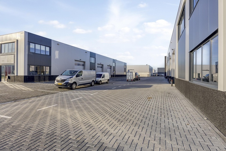 BedrijfsruimteaanMarconiweg 8 b<br/> inTholen