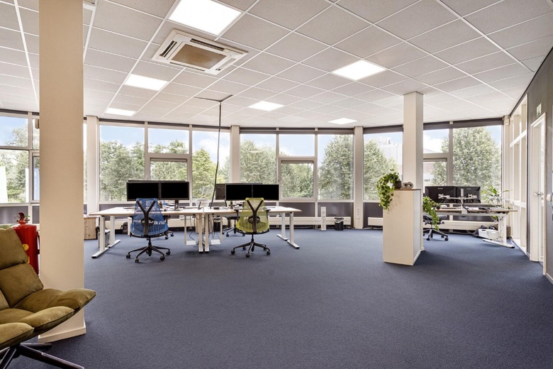 KantoorruimteaanKubus 9 - 15<br/> inSliedrecht