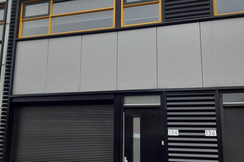 BedrijfsruimteaanNoordeinde 134<br/> inHendrik-Ido-Ambacht BedrijfsruimteaanNoordeinde 134<br/> inHendrik-Ido-Ambacht