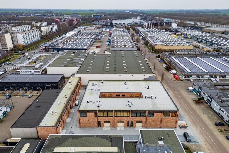 BedrijfsruimteaanPampuslaan 168 M<br/> inWeesp