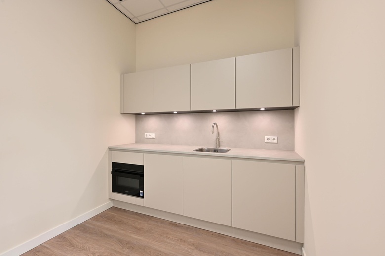 BedrijfsruimteaanHavenstraat 80 b<br/> inHuizen