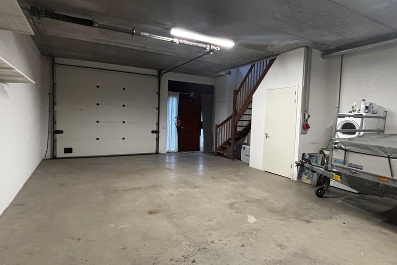 BedrijfsruimteaanCommunicatielaan 5 M<br/> inTerneuzen