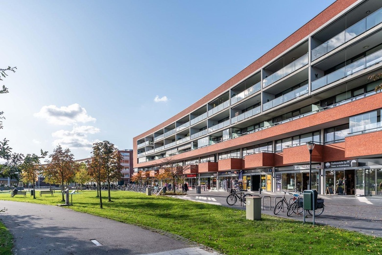 WinkelruimteaanSophiapromenade 80<br/> inHendrik-Ido-Ambacht WinkelruimteaanSophiapromenade 80<br/> inHendrik-Ido-Ambacht