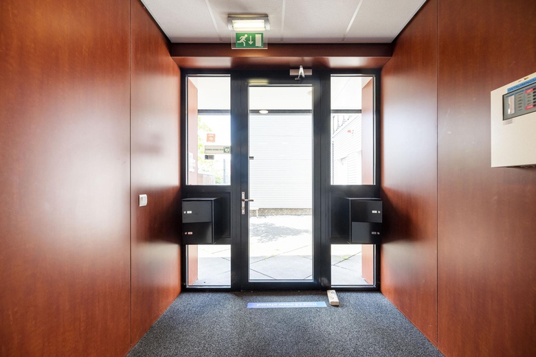 KantoorruimteaanHoutschelf A - D<br/> inHardinxveld-Giessendam KantoorruimteaanHoutschelf A - D<br/> inHardinxveld-Giessendam