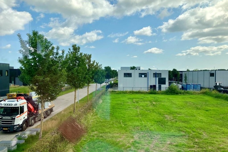 BedrijfsruimteaanLandauer 47<br/> inZeewolde BedrijfsruimteaanLandauer 47<br/> inZeewolde