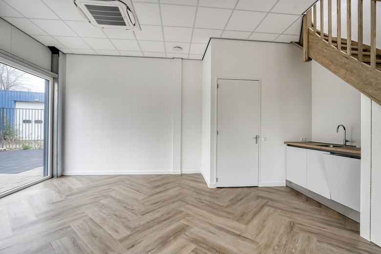 KantoorruimteaanFloris Versterlaan 60 B<br/> inLeiden